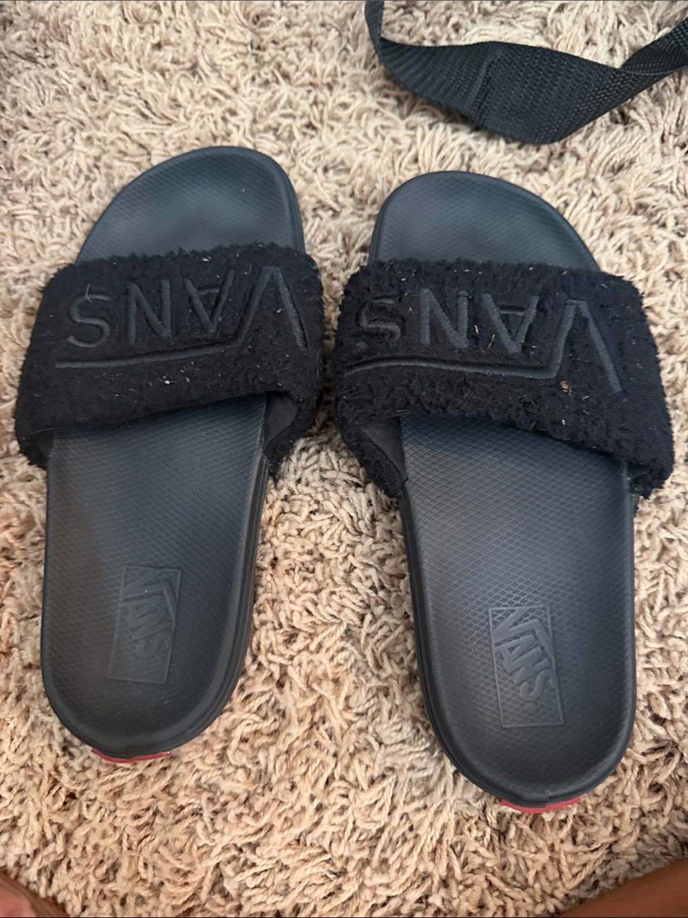 Women’s Kids Black Fuzzy vans Slide Sandals size 6